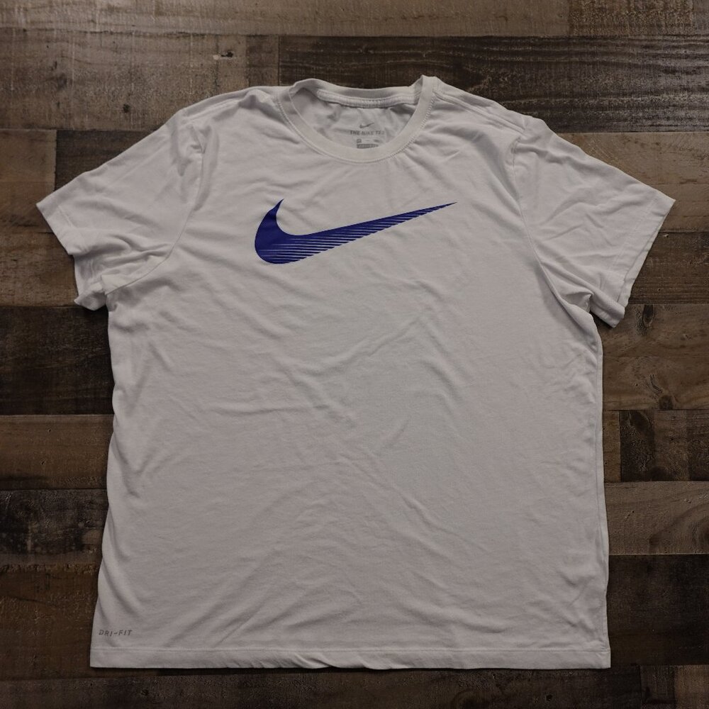 Nike Dri-Fit‎ Training Tee Men’s XXL White Blue Swoosh Athletic Gym Shirt